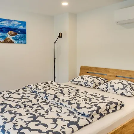 דירה Uptown Lofts וילנה