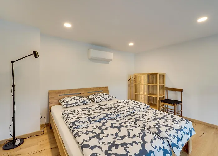 Butas Uptown Lofts *