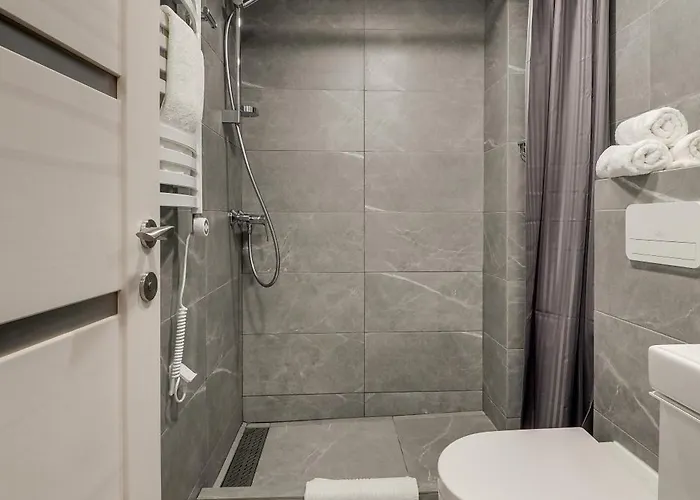 Uptown Lofts Апартаменты